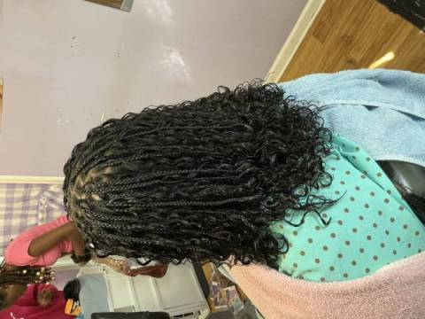 Amanda Hair Braiding gallery picture 4